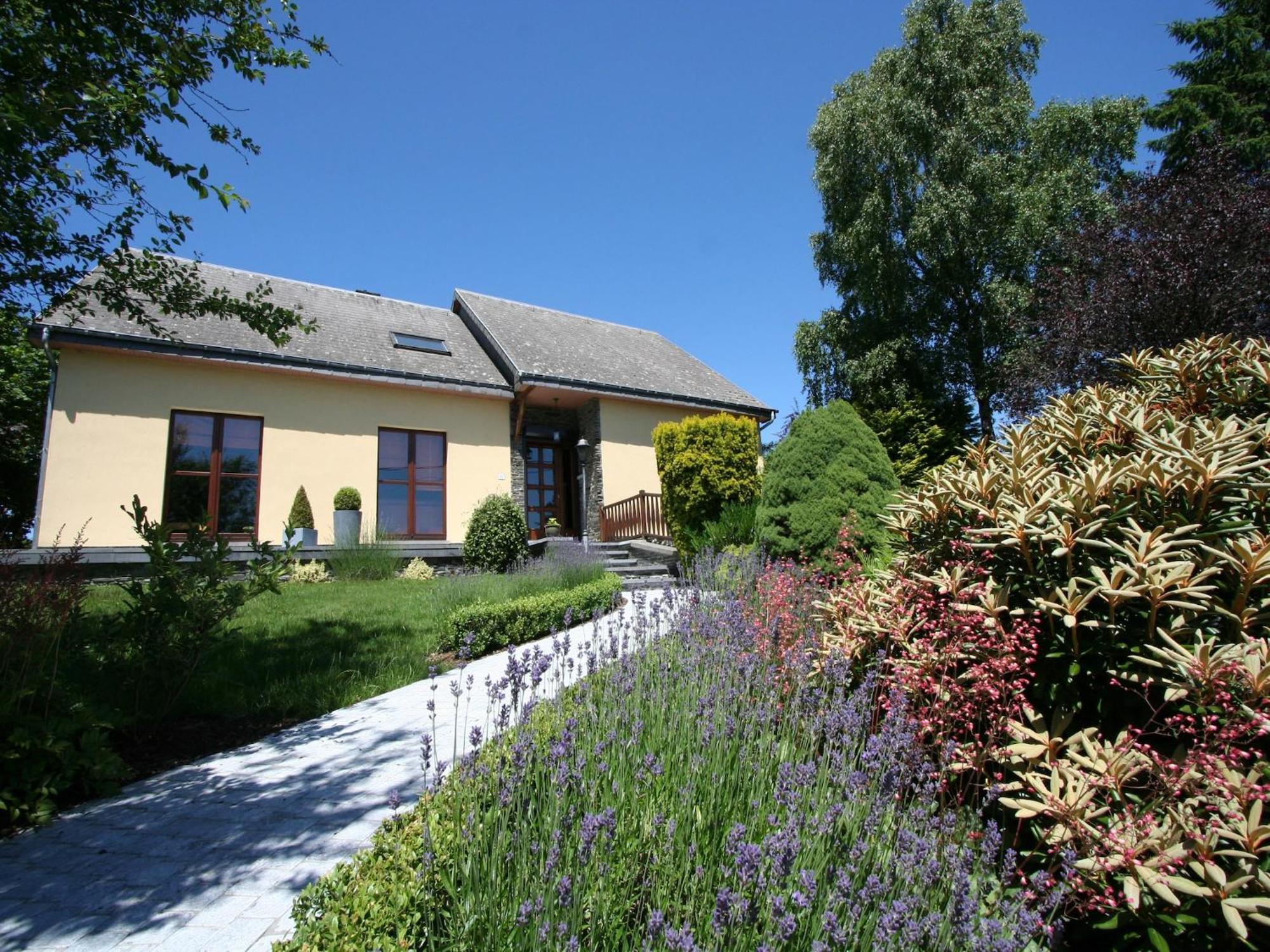 Peaceful Cottage In Ardennes With Private Terrace 바스토뉴 외부 사진