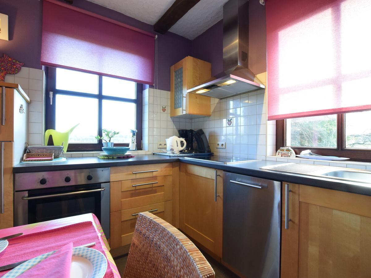 Peaceful Cottage In Ardennes With Private Terrace 바스토뉴 외부 사진